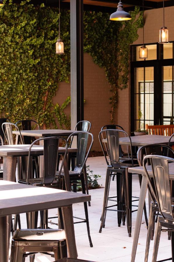 Meeting House Boutique Hotel Falls Church Εξωτερικό φωτογραφία